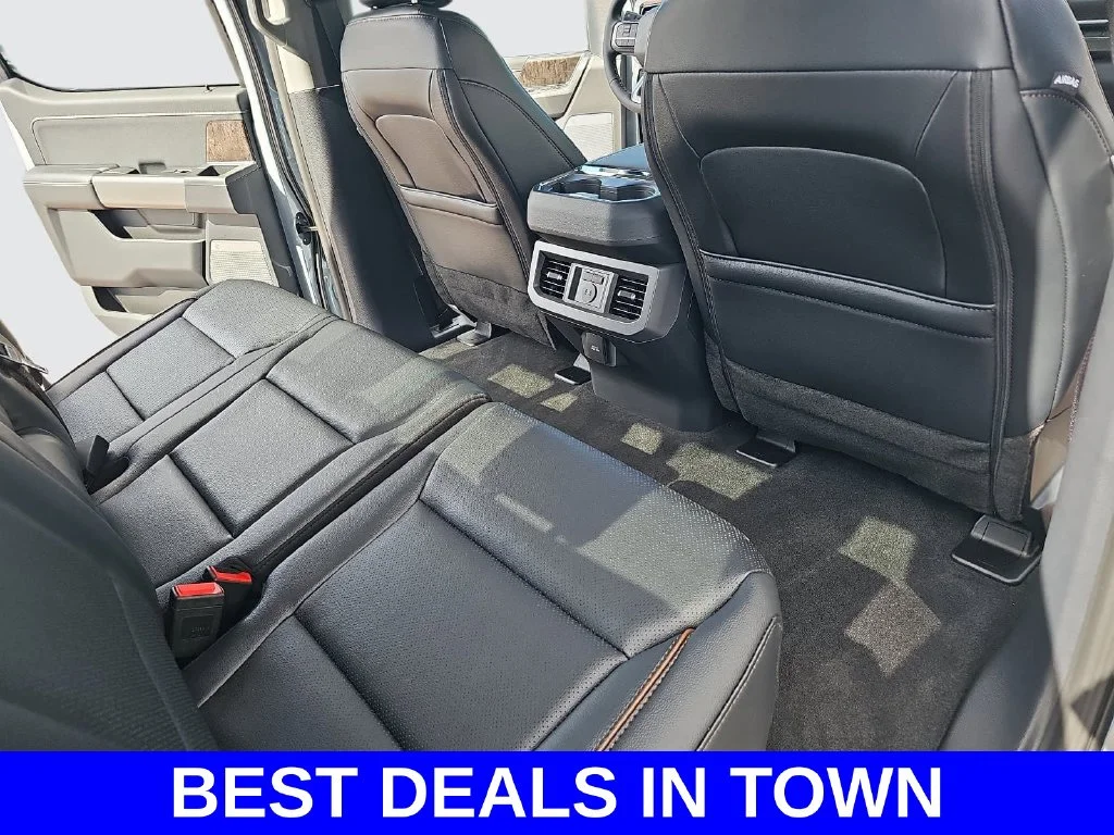 New 2026 Glacier Gray Metallic Tri-Coat Ford F-250® Lariat® image 11