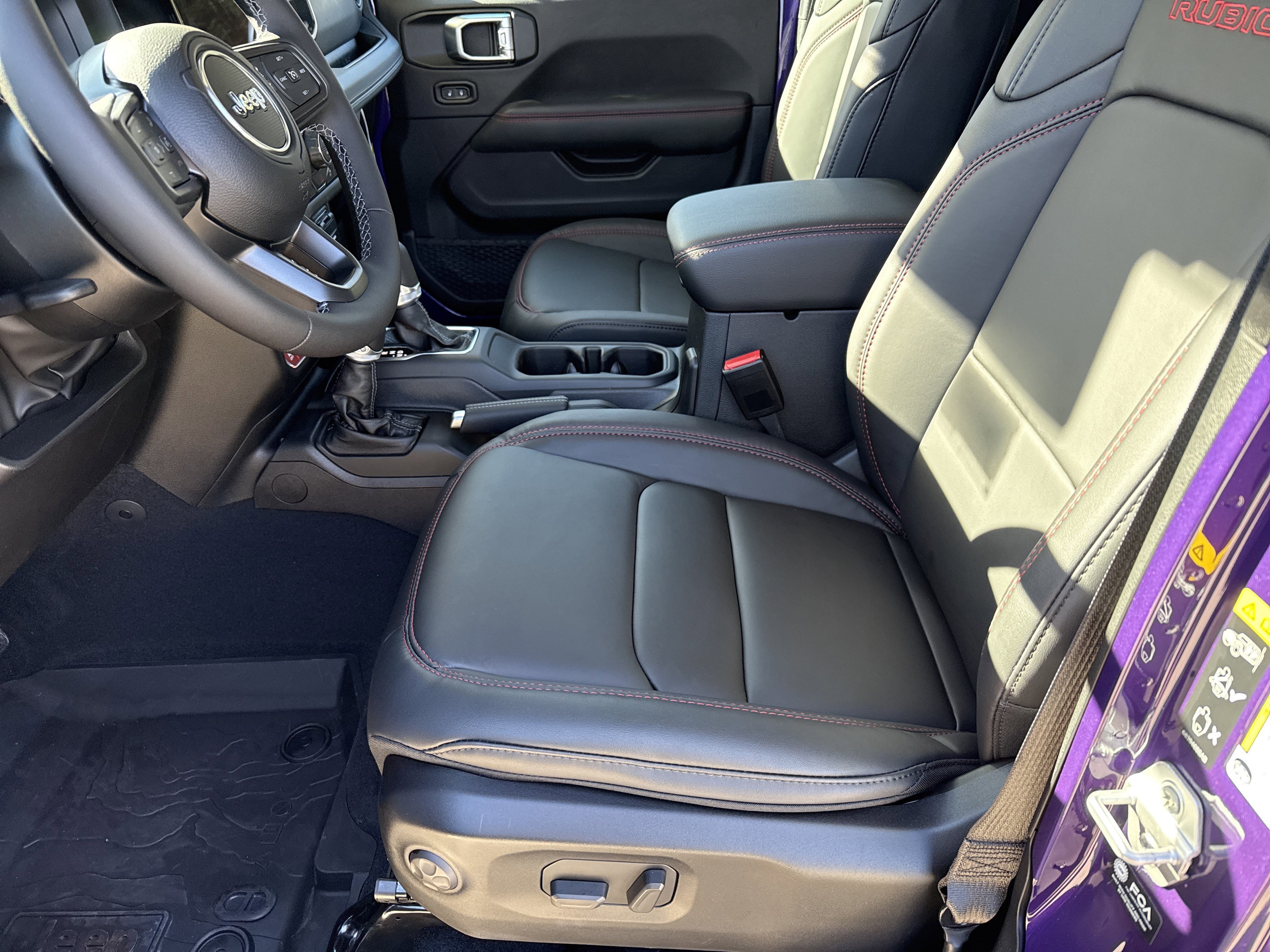 New 2026 Reign Jeep Rubicon X image 9