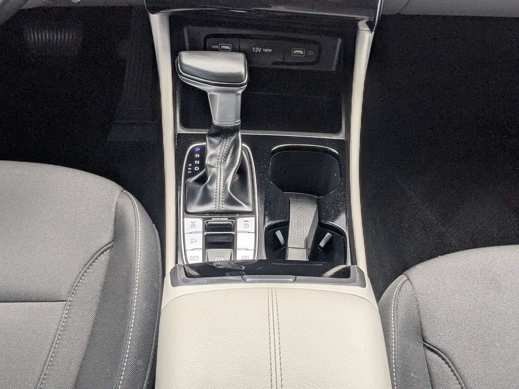 Certified Used 2023 Silver Hyundai SE image 18
