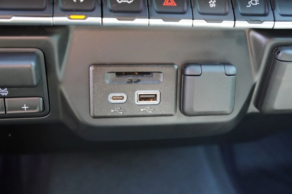 Used 2019 Silver Ice Metallic Chevrolet LT image 30