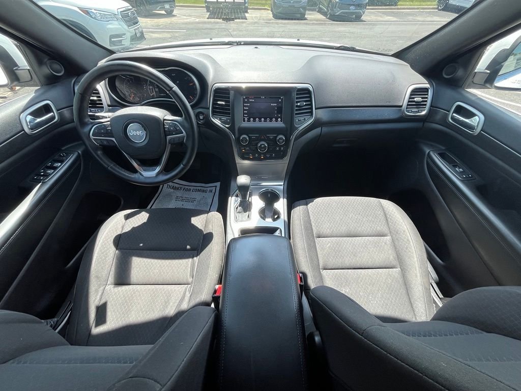 Used 2018 White Jeep Laredo E image 13