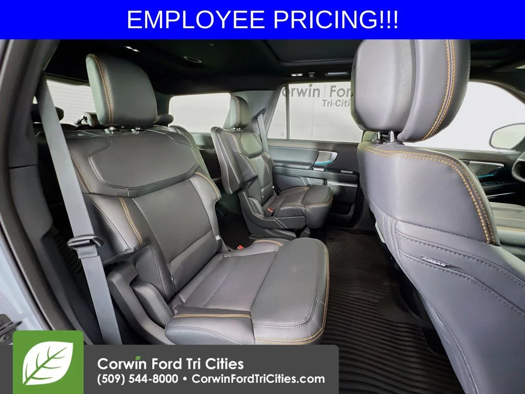 New 2026 Glacier Gray Metallic Tri-Coat Ford Tremor image 18