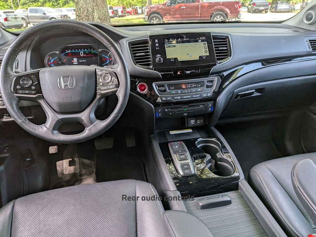 Used 2022 Gray Honda Elite image 28