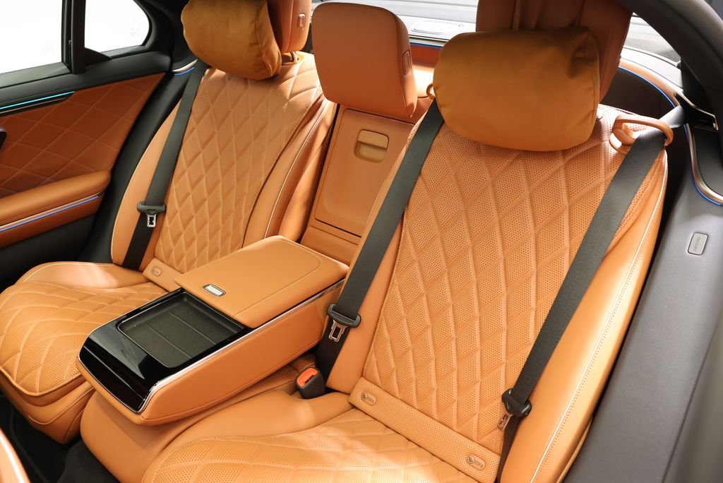 New 2027 Black Mercedes-Benz S 580 image 43