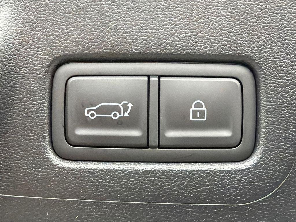 New 2026 White Hyundai Calligraphy FWD image 19