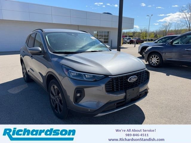 2024 Ford Escape Platinum AWD's photo