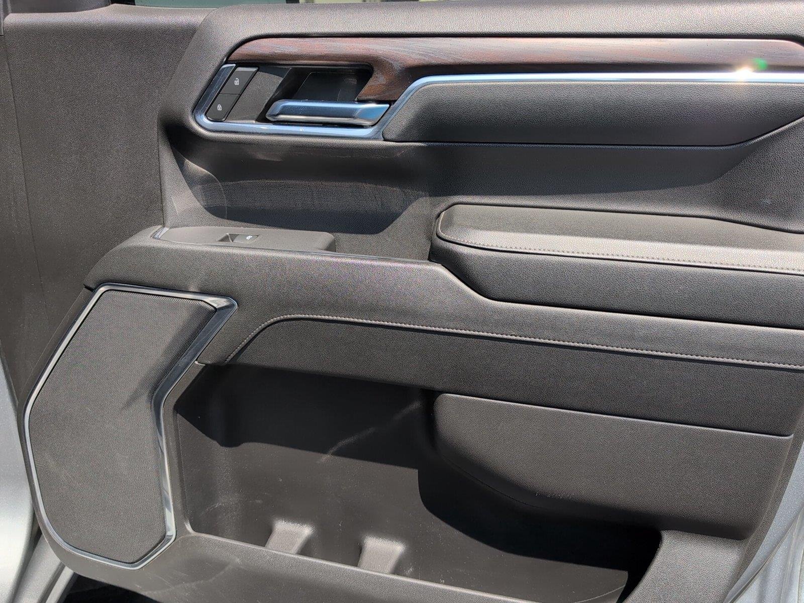 Used 2024 Sterling Metallic GMC SLT image 42