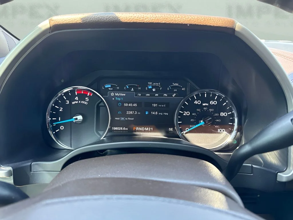 Used 2018 White Ford King Ranch image 27