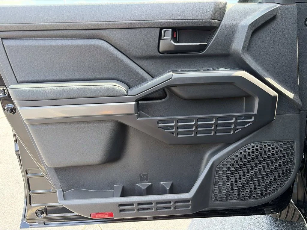 New 2026 Black Toyota SR5 image 21
