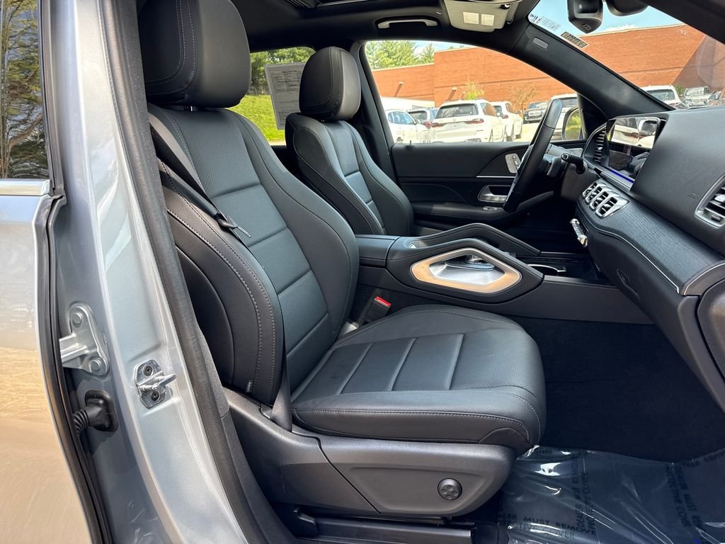 2025 Mercedes-Benz GLE GLE450 - Photo 29