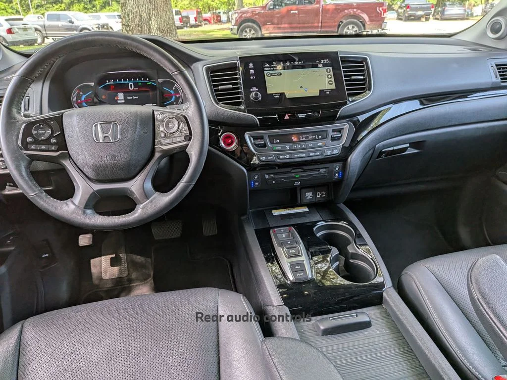 Used 2022 Gray Honda Elite image 28