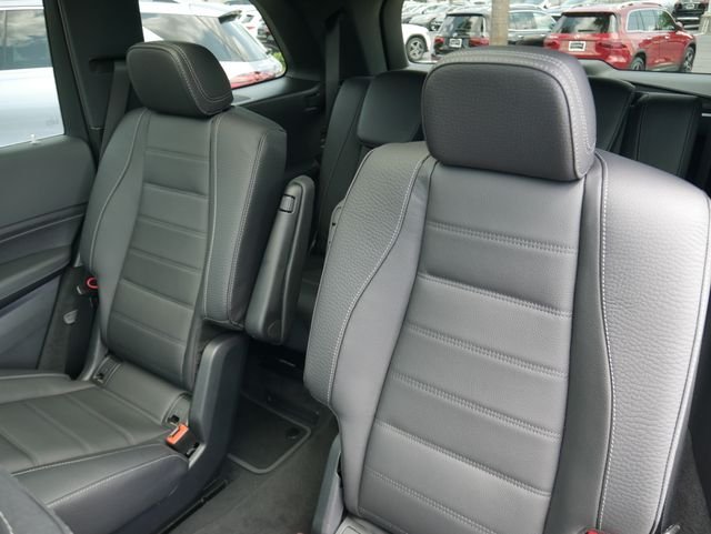 New 2026 MANUFAKTUR Moonlight White Metallic Mercedes-Benz GLS 450 image 20