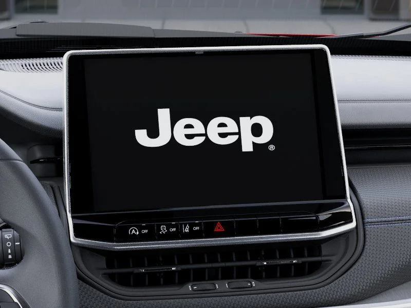 New 2026 Red Hot Pearl-Coat Exterior Paint Jeep Latitude image 18