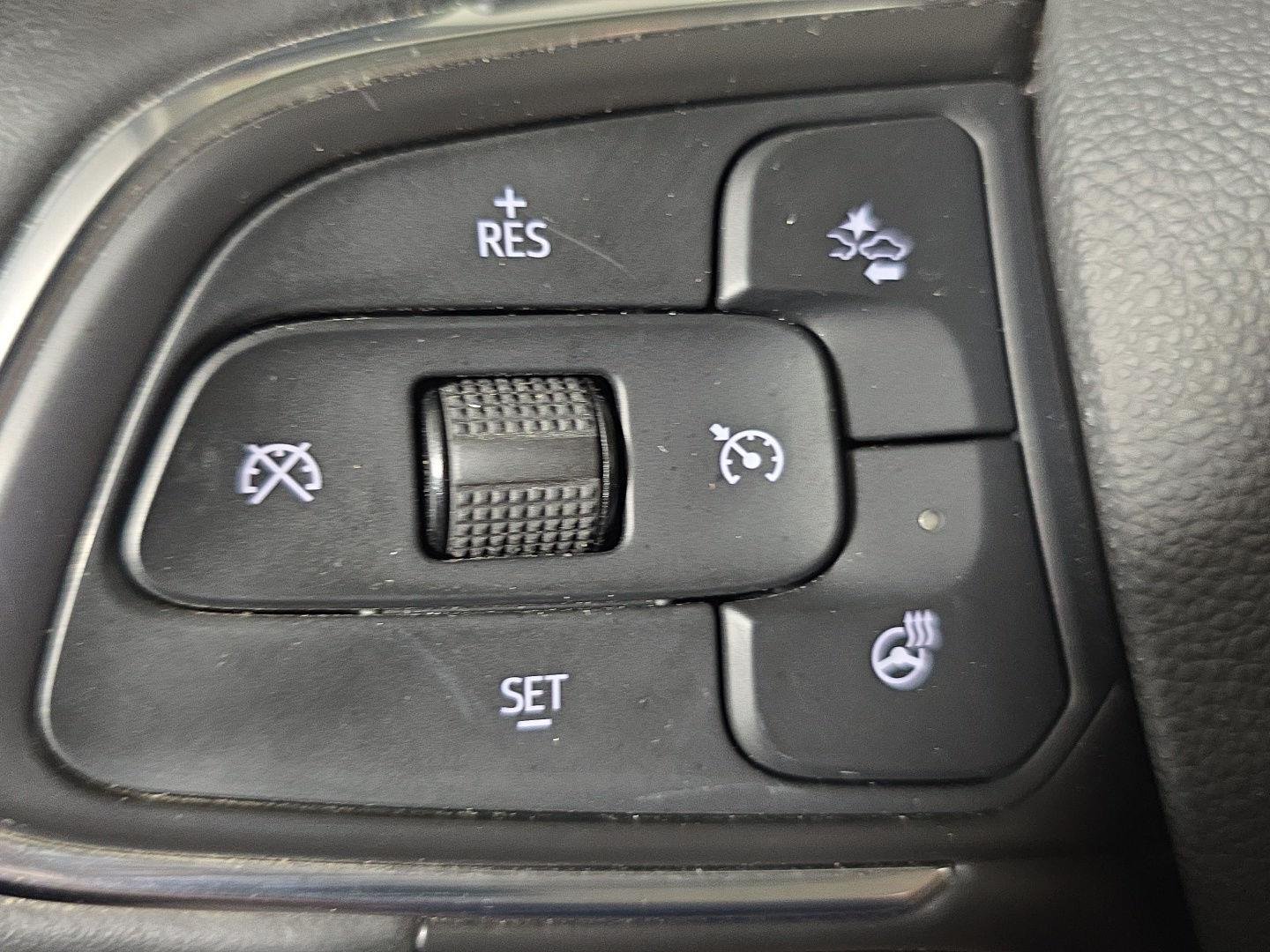Used 2023 Sapphire Metallic Buick Essence image 22