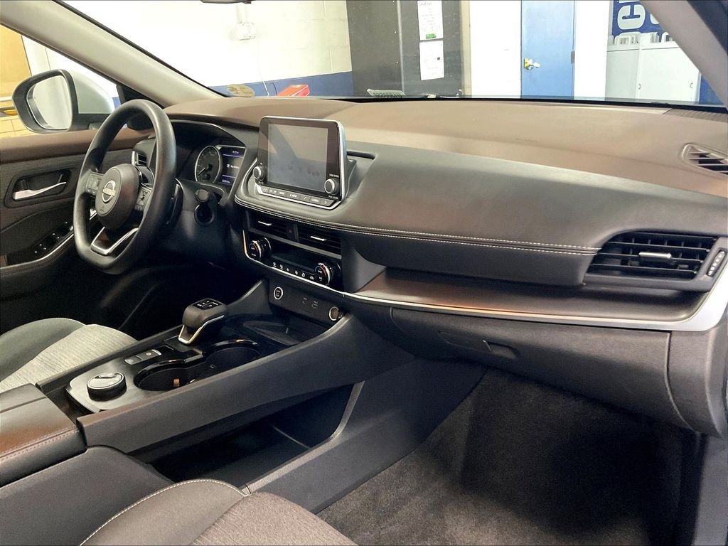 Used 2023 Silver Nissan SV image 14