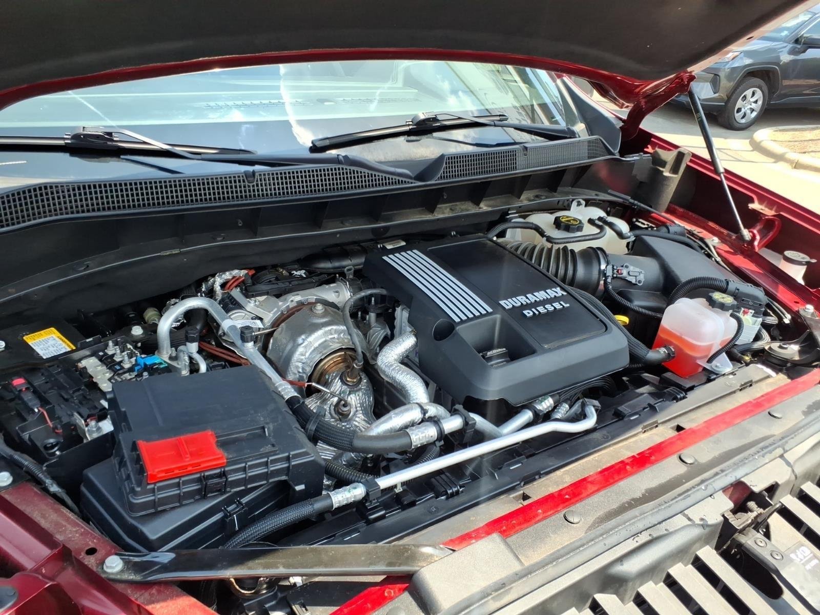 Used 2024  CHEVROLET LT image 30
