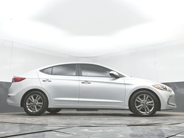 Used 2018 Silver Hyundai Value Edition image 48