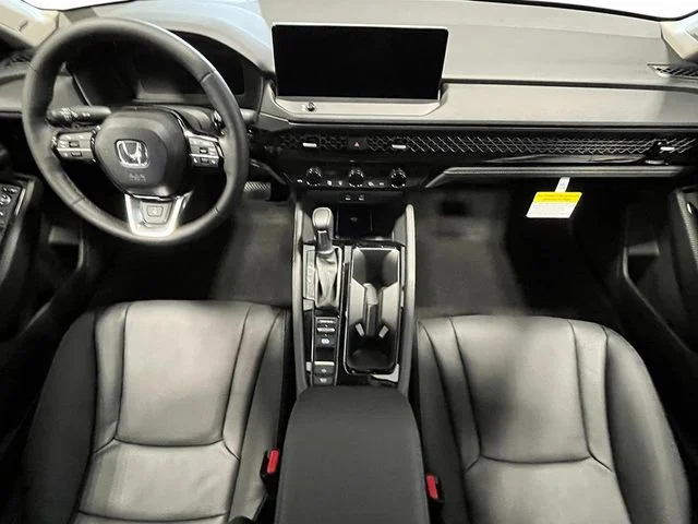 New 2026 Urban Gray Pearl Honda Touring image 29