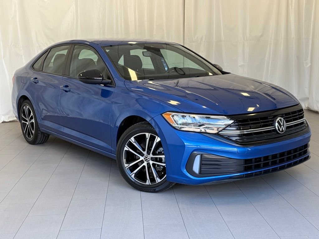 Certified Used 2022 Blue Metallic Volkswagen 1.5T Sport image 5
