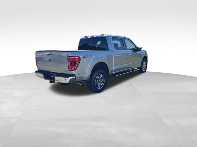Used 2023 Silver Ford XLT image 7