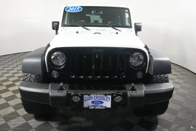 Used 2015 Bright White Clearcoat Jeep Sport image 8