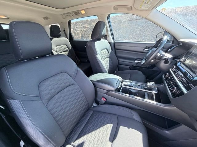 2022 Nissan Pathfinder SV - Photo 36