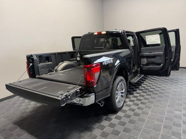 New 2026 Agate Black Metallic Ford XLT image 27