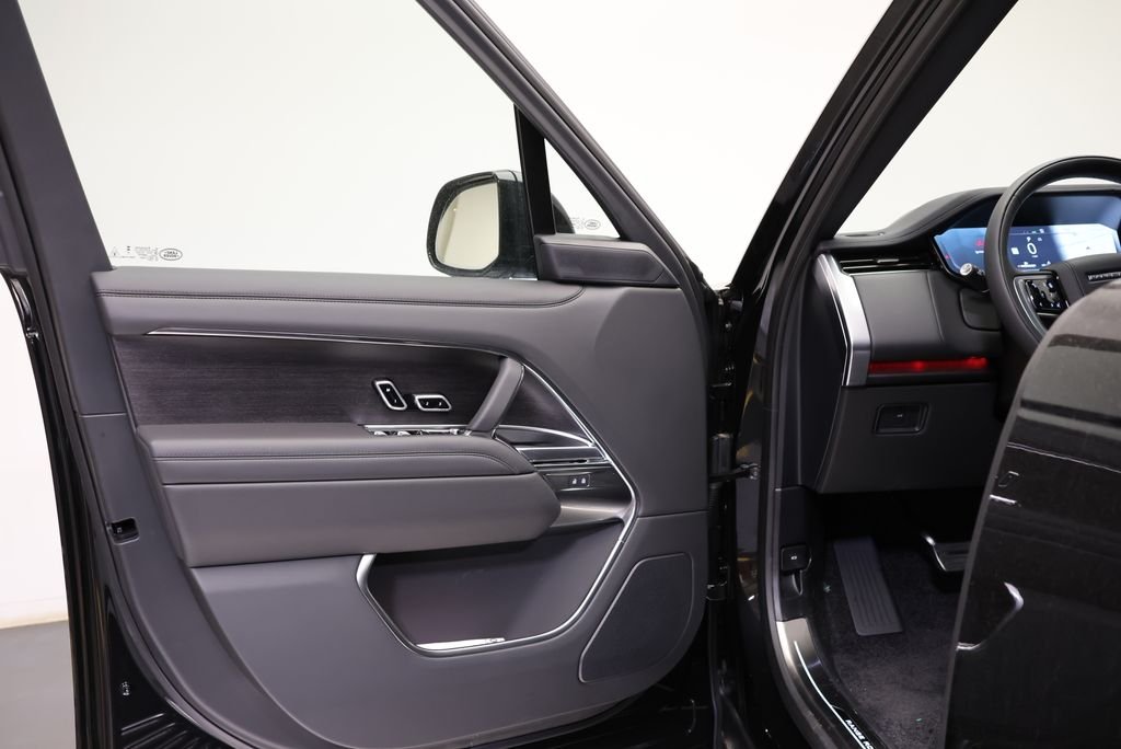 2026 Land Rover Range Rover SE - Photo 25
