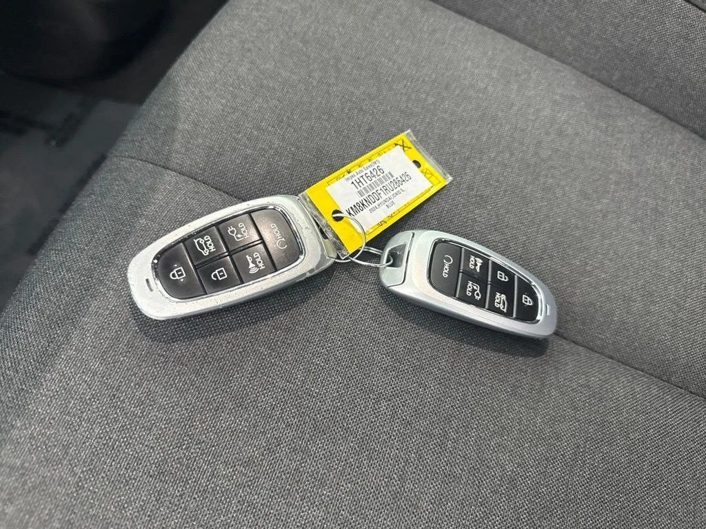 Used 2024 Blue Hyundai SEL image 24