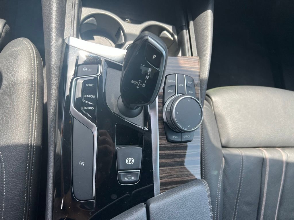 Used 2019 Bluestone Metallic BMW 540i image 17