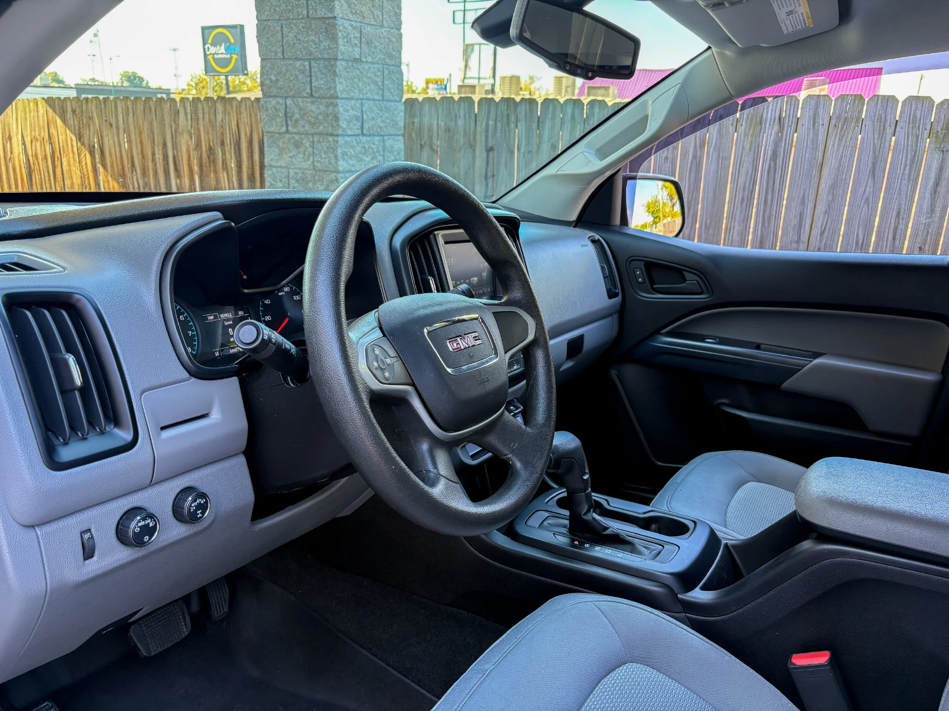 Used 2017 White GMC SLE1 image 12