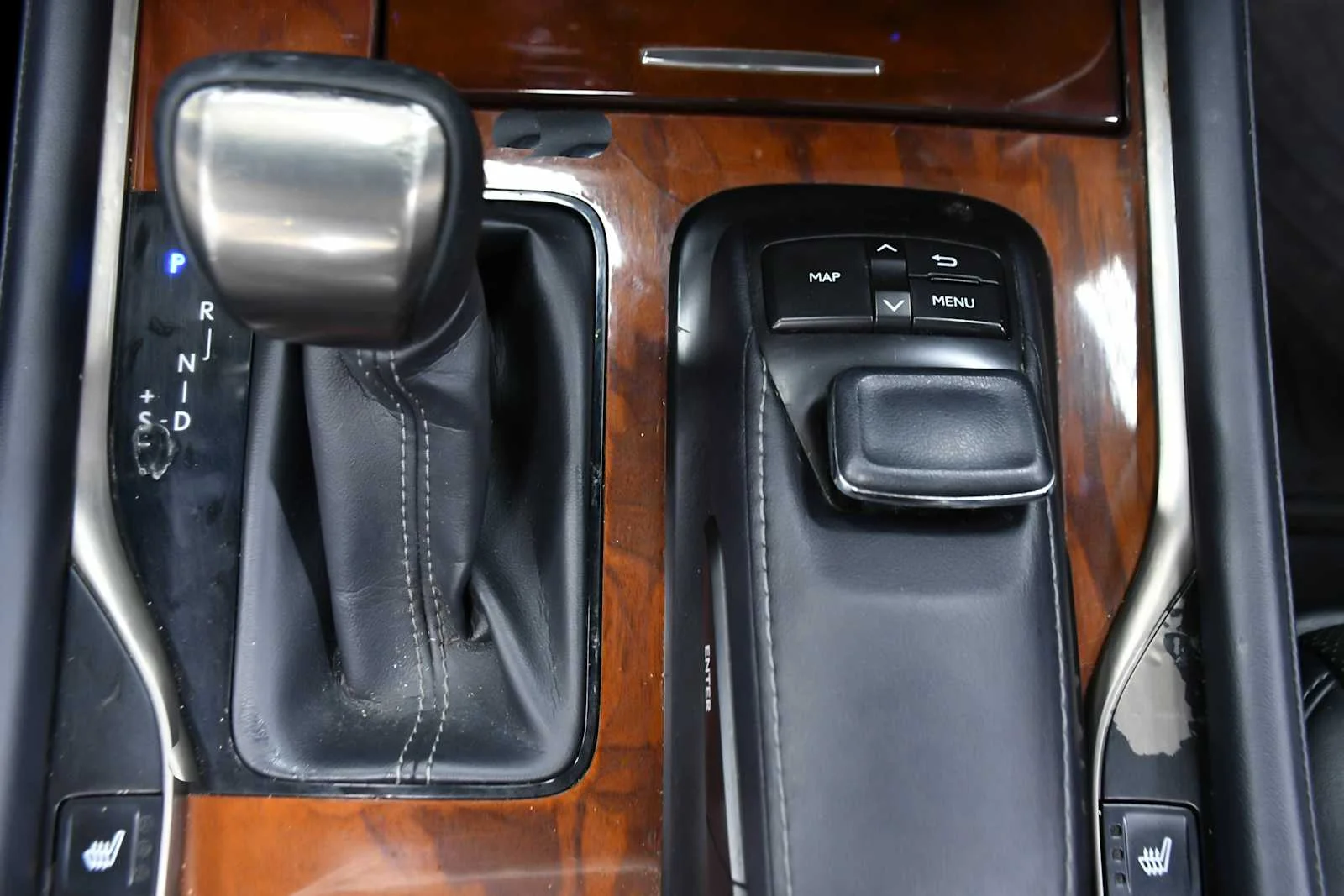 Used 2020 Nebula Gray Pearl Lexus  image 23
