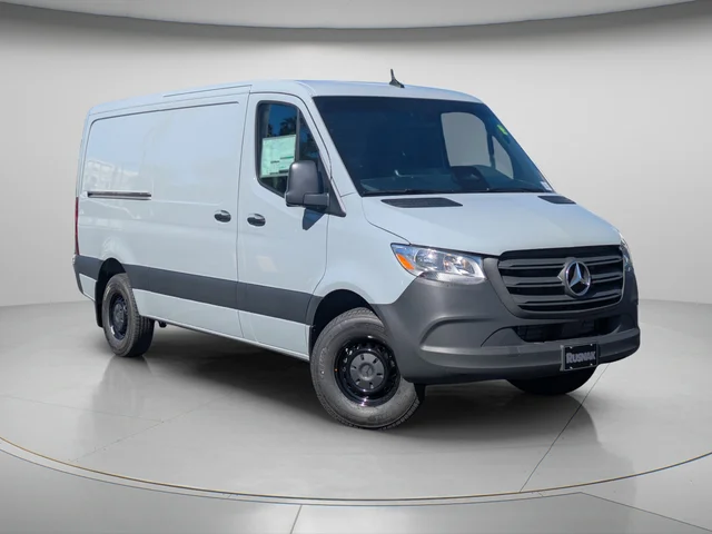 2026 Mercedes-Benz Sprinter 2500 Cargo 144 WB