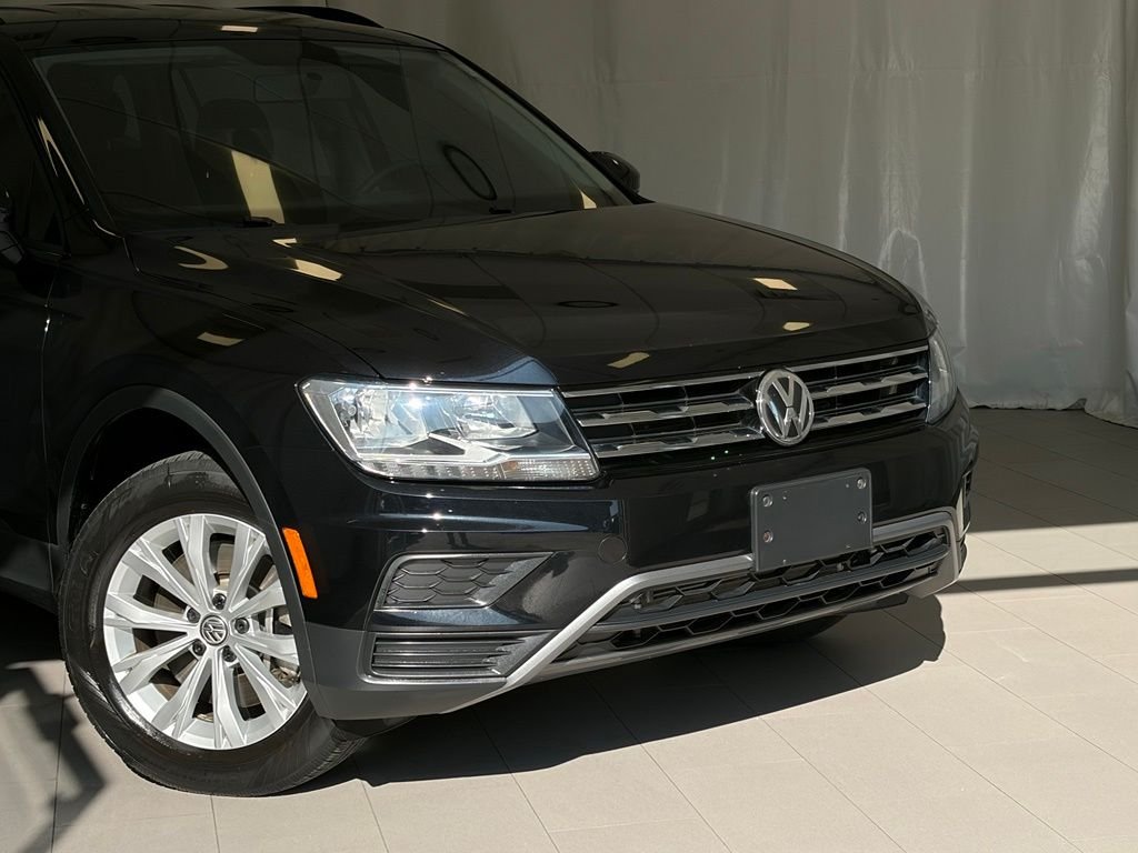 Used 2019 Deep Black Volkswagen 2.0T S image 4