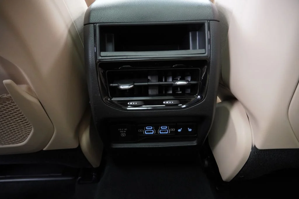 Used 2025 Red Jeep Limited image 23