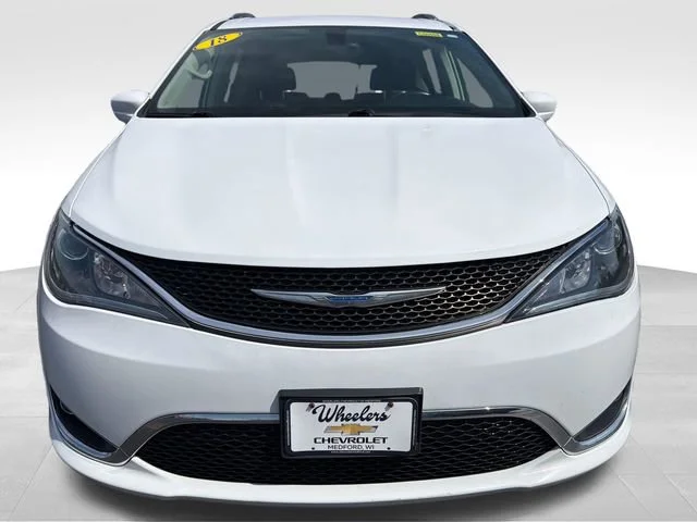 Used 2018 White Chrysler Touring L Plus image 10