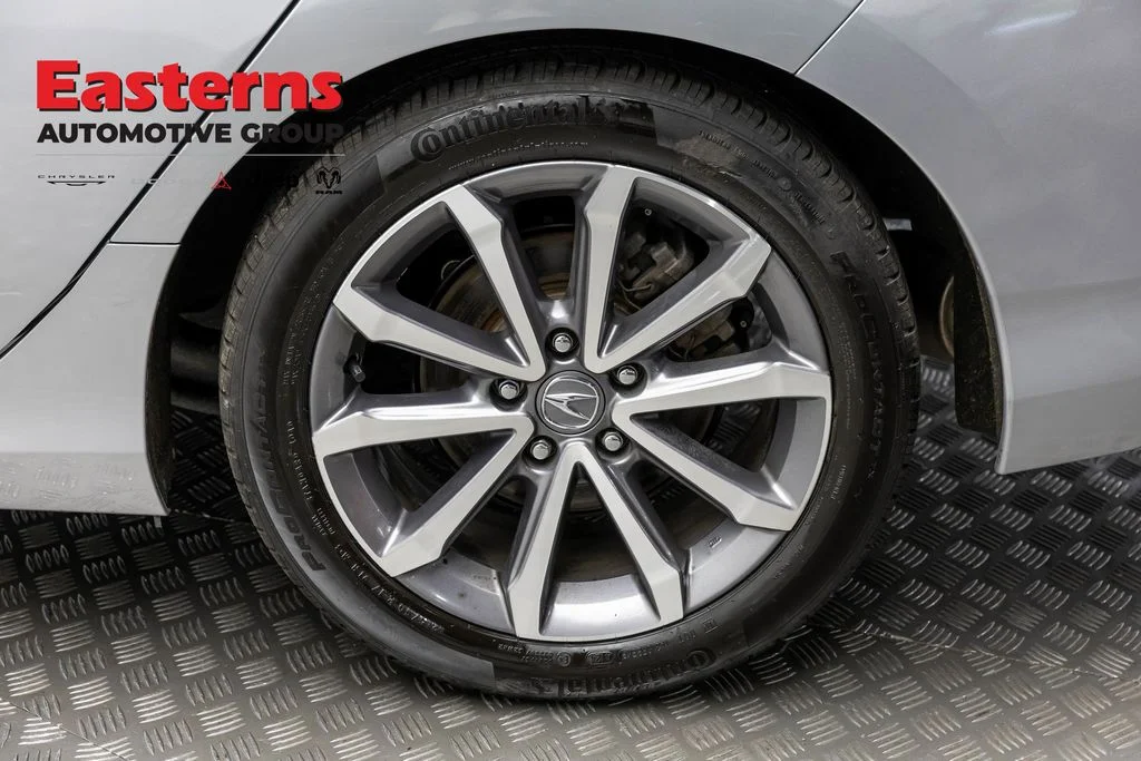 Used 2025 Gray Acura Base image 8