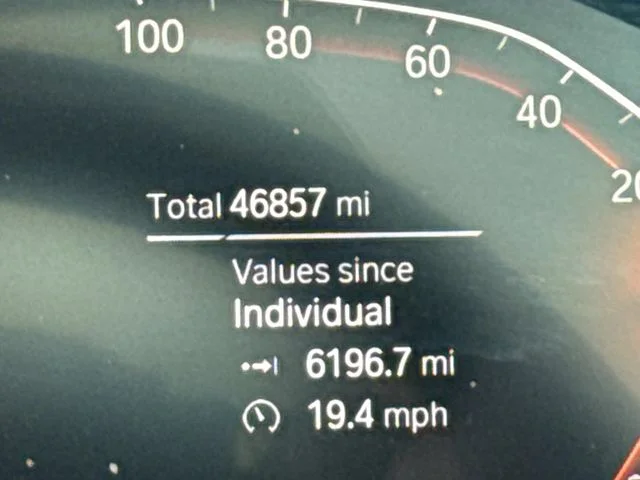 Used 2022 Black BMW xDrive40i image 25