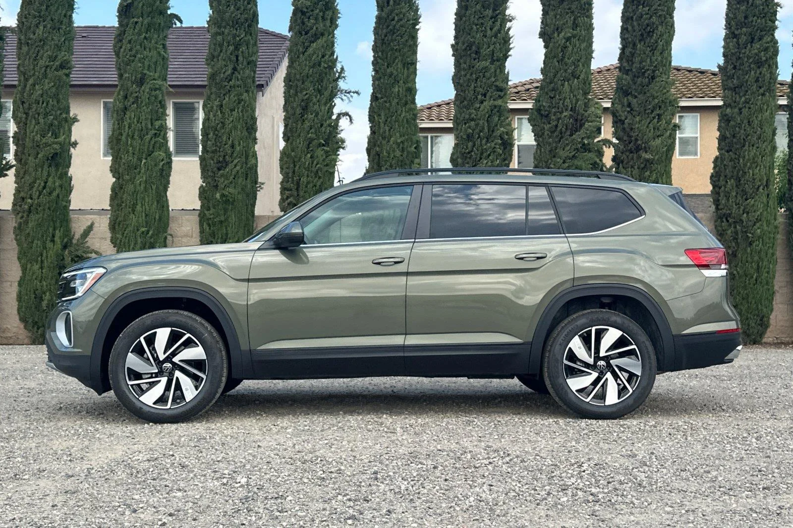 New 2026 Avocado Green Pearl Volkswagen 2.0T SE w/Technology image 7