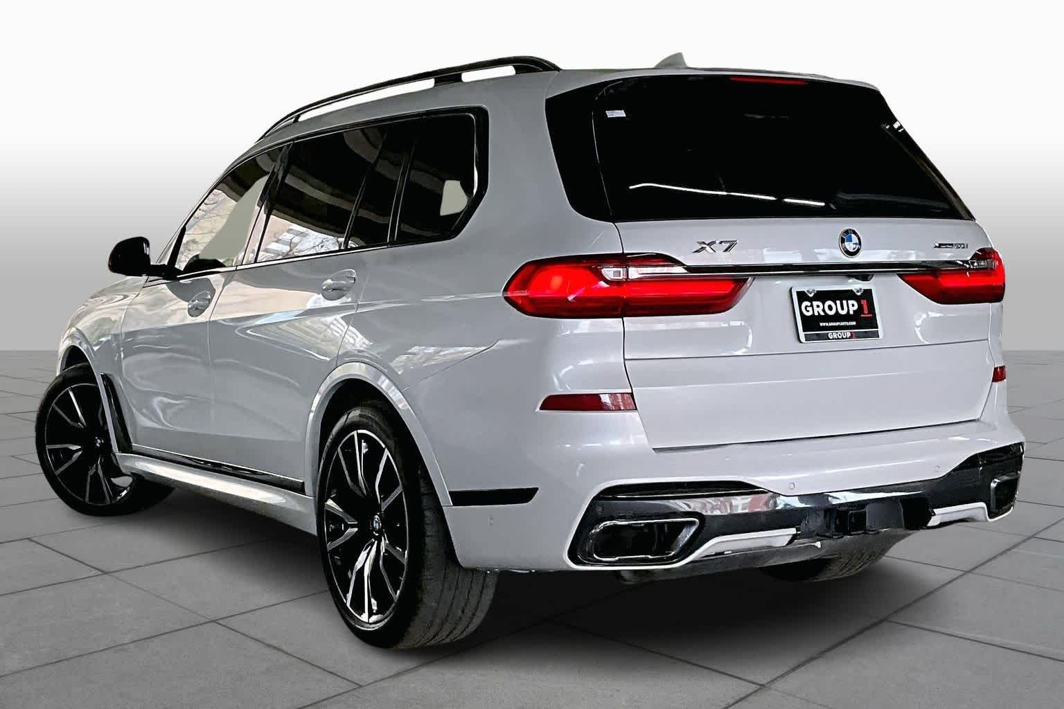 Used 2019 Mineral White Metallic BMW xDrive50i image 11