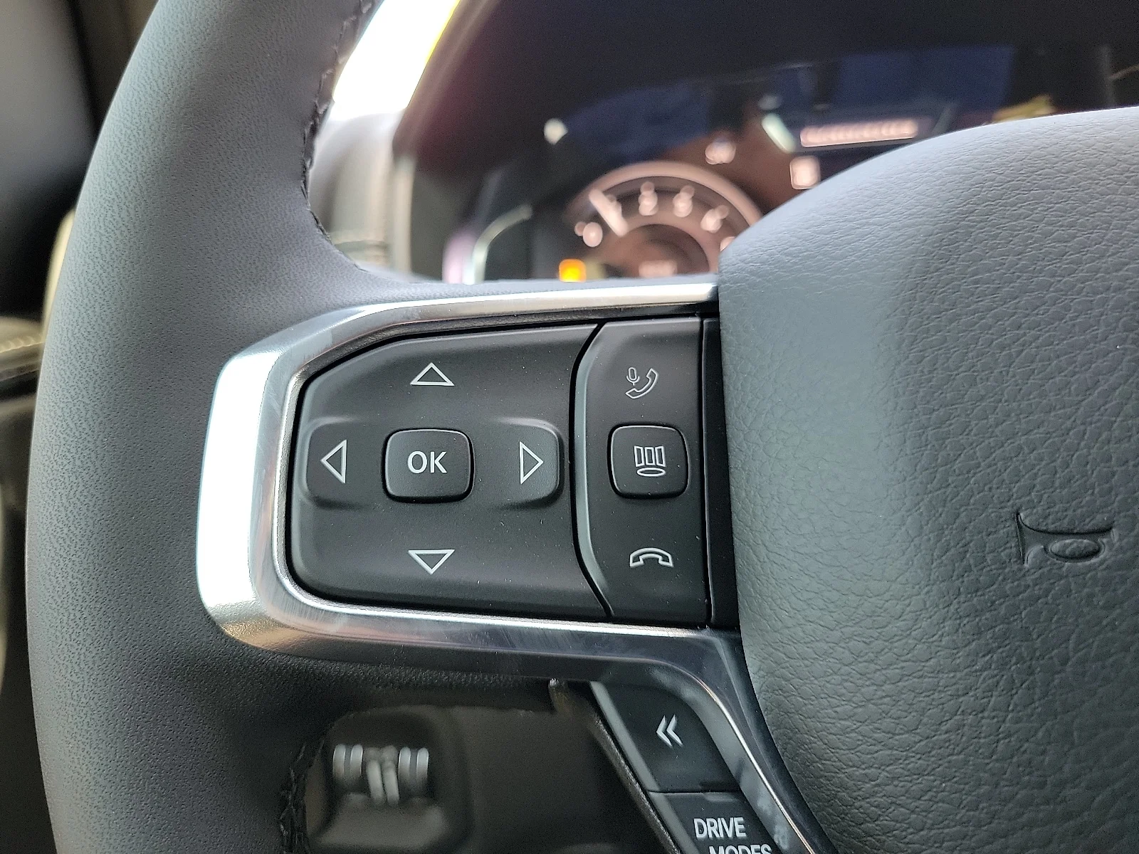 New 2026 PW7 Bright Whit Ram LARAMIE CREW CAB 4X4 5