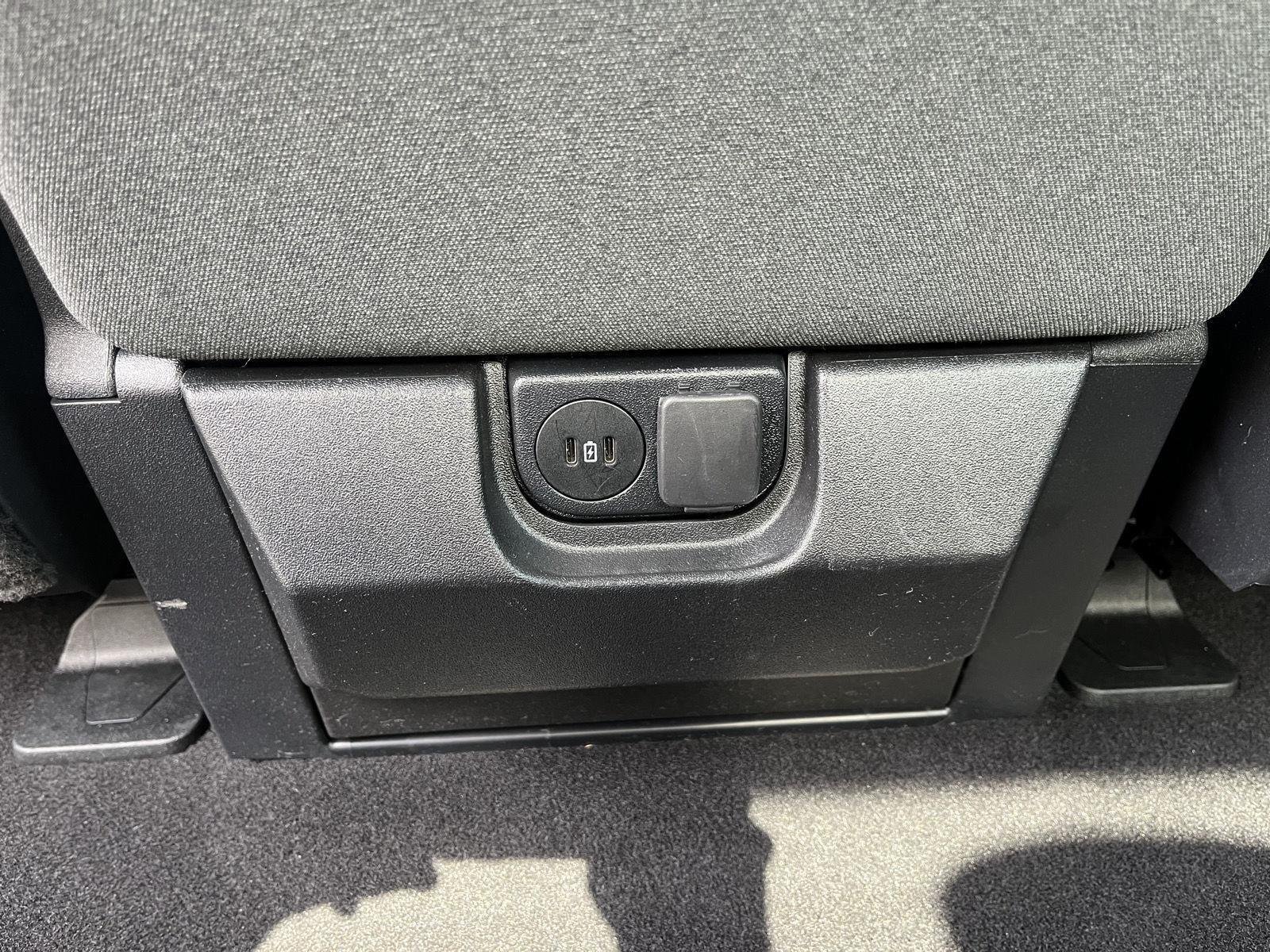 Used 2025 Atlas Blue Ford XLT image 19