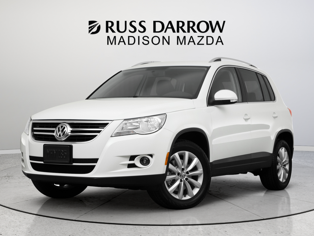 Used 2011 White Volkswagen S image 11