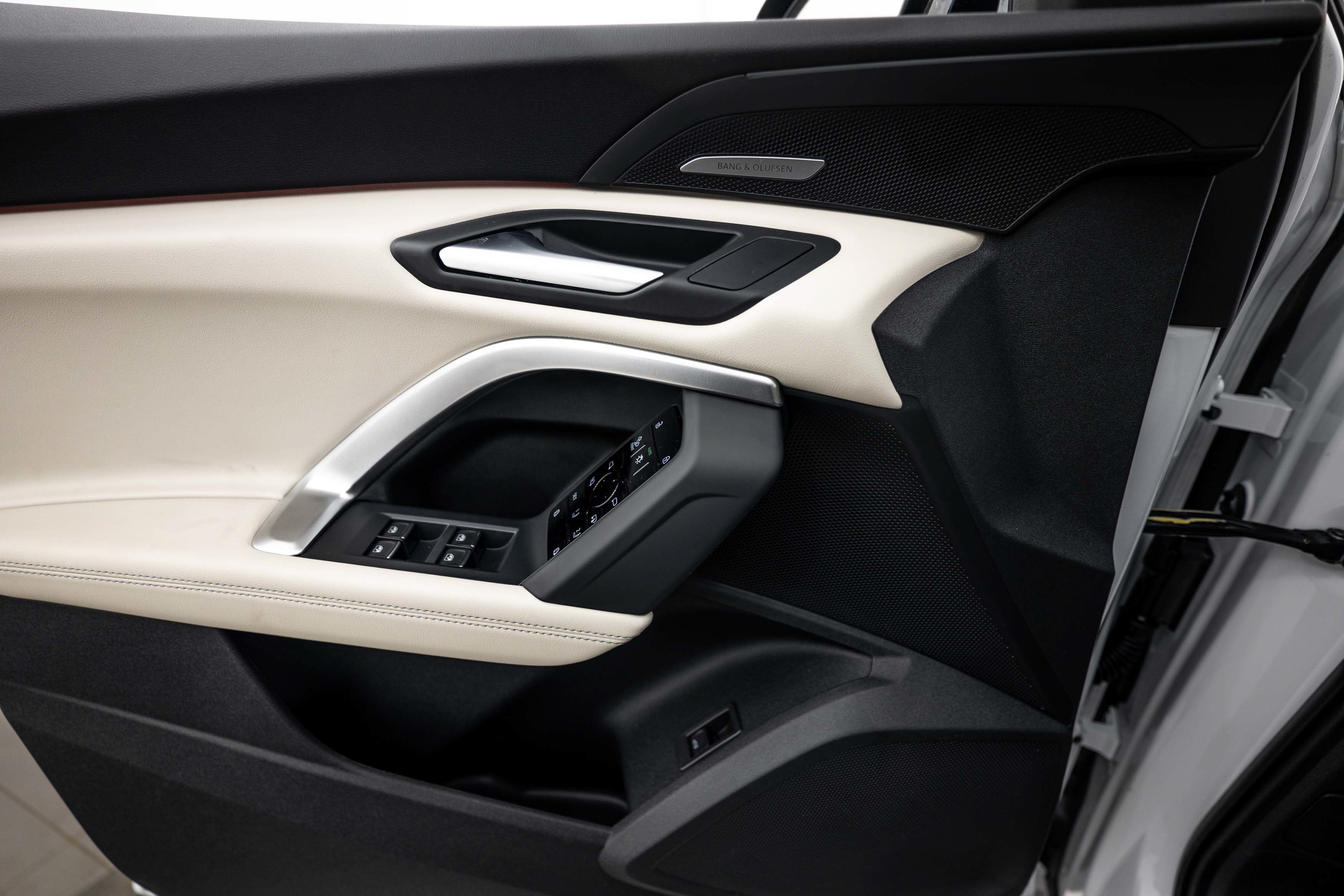 New 2026 GLACIER WHITE Audi Prestige image 14
