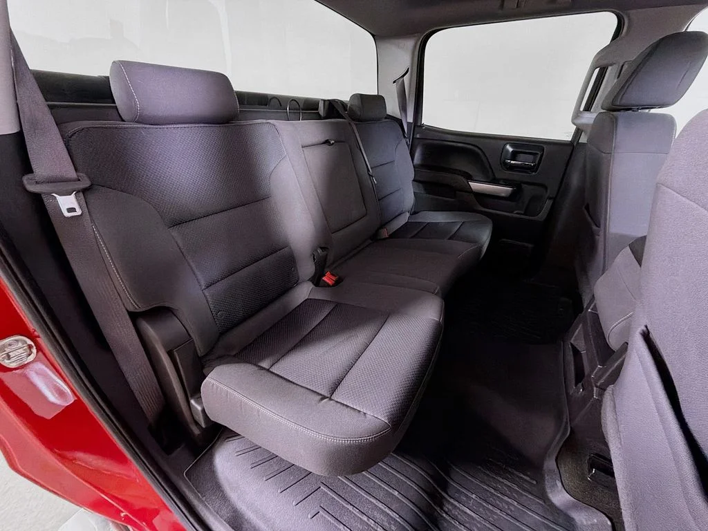 Used 2016 Red Chevrolet LT image 22