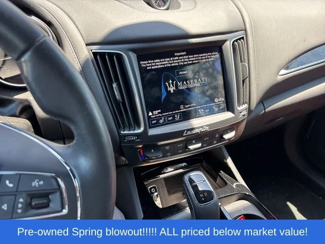 Used 2019 White Maserati  image 11