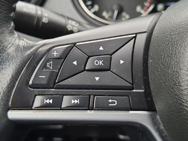 Used 2017 White Nissan SV image 14
