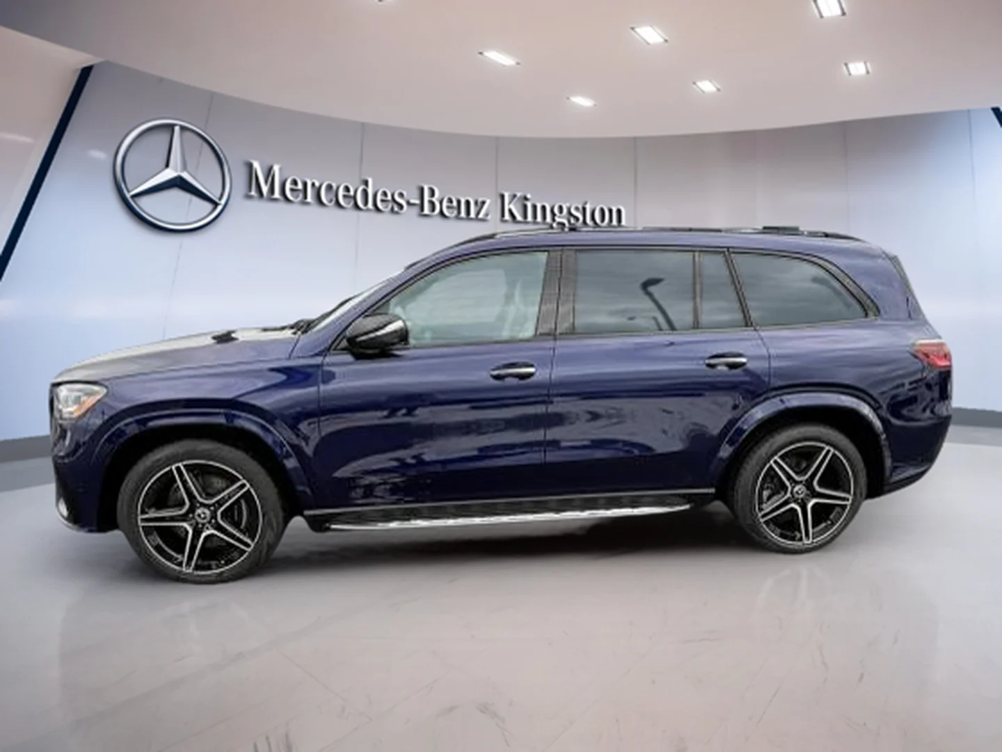 New 2026 White Mercedes-Benz Gls 450 4matic Suv image 3