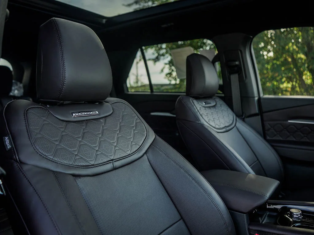 New 2026 Star White Metallic Tri-Coat Ford Platinum™ image 11