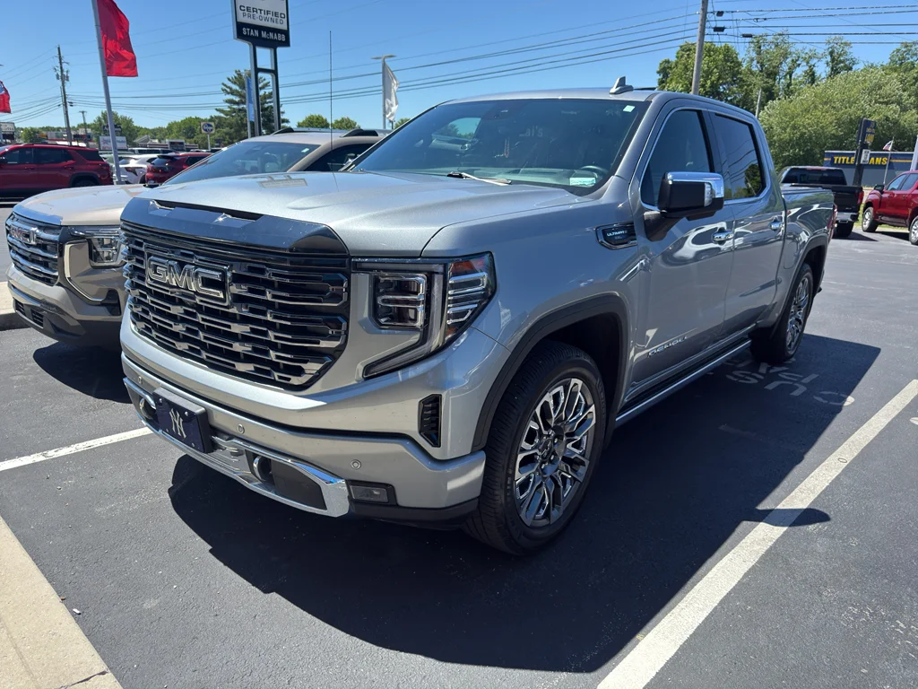 2024 GMC Sierra 4WD Crew Cab Short Box Denali Ultimate's photo
